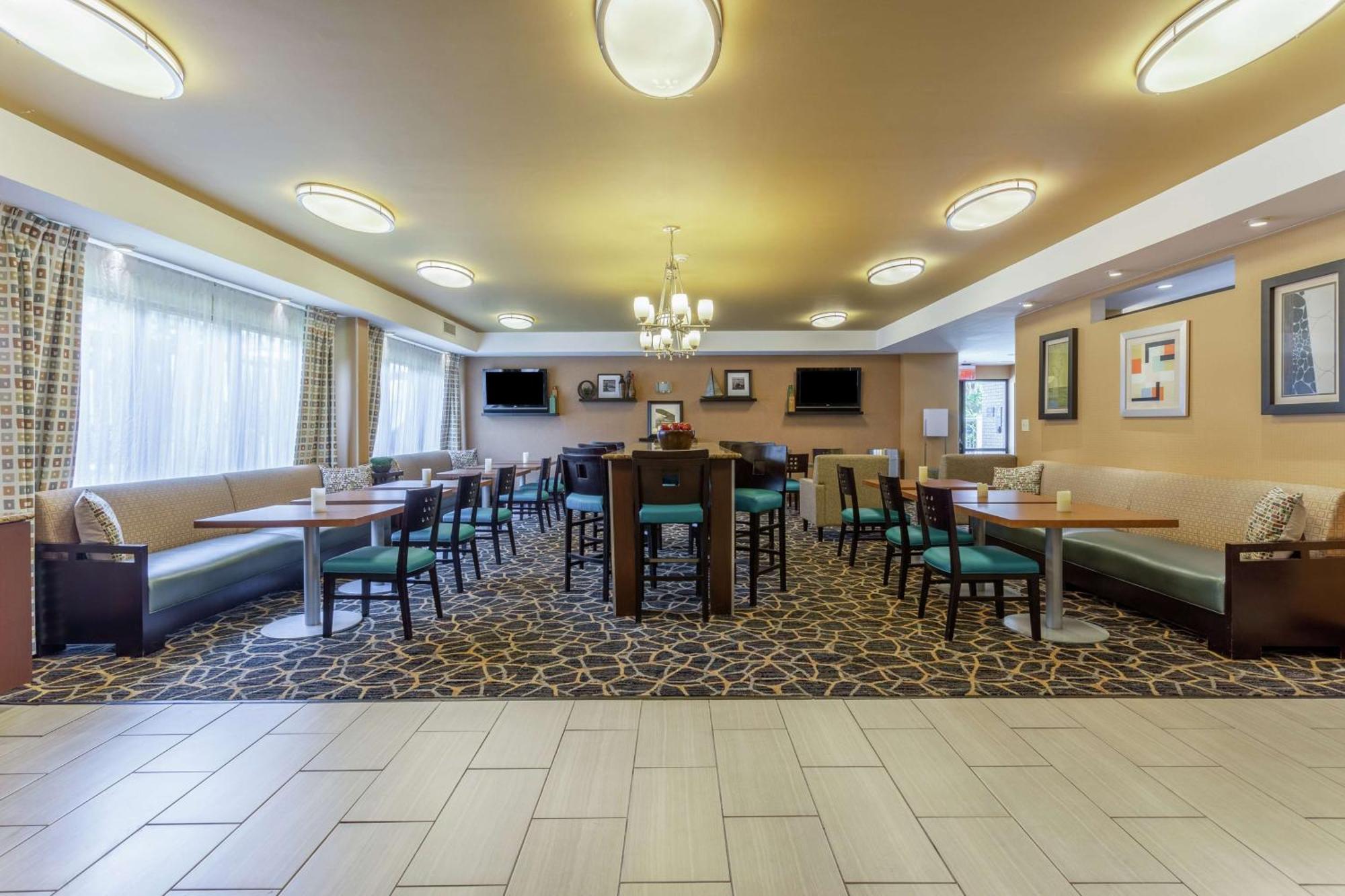 Hampton Inn Biloxi-Ocean Springs Εξωτερικό φωτογραφία